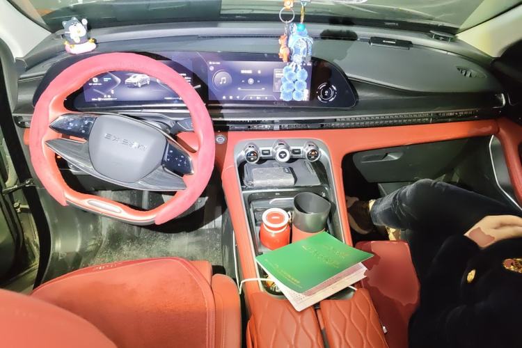 Used EXEED Stellar 2024 400T Two-Wheel-Drive Elite Edition