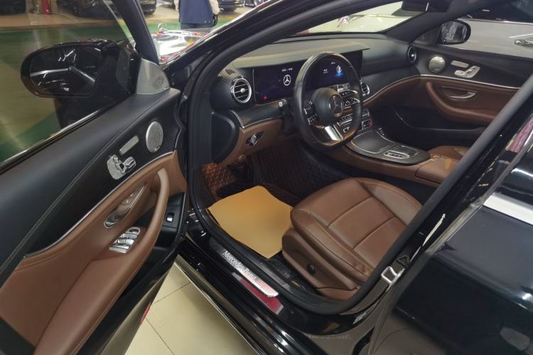 Used Mercedes-Benz E-Class 2021 E 300 L Sporty and Stylish Model
