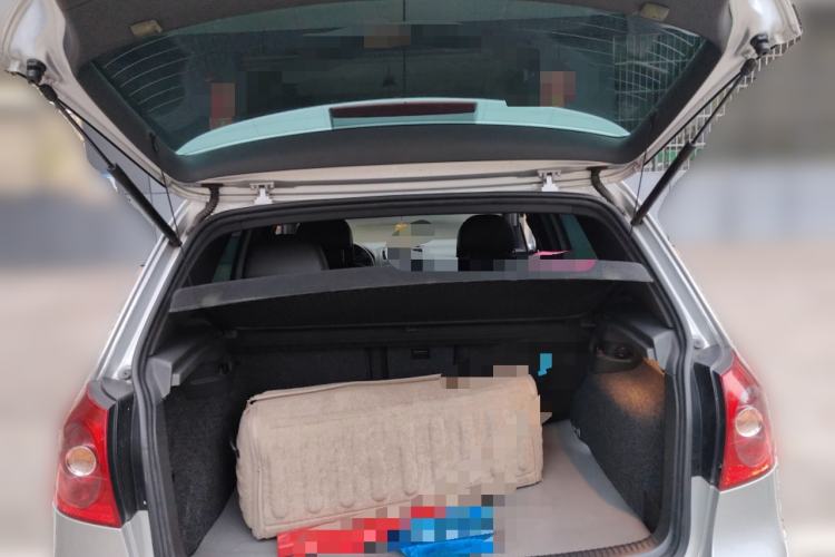 Used Volkswagen Golf 2006 GTI 2.0T Five-Door Model Trunk