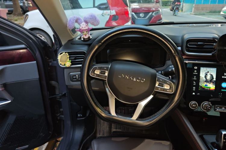 Used Lynk & Co 02 2021 1.5TD DCT Two-Wheel Drive Champion Edition Steering Wheel