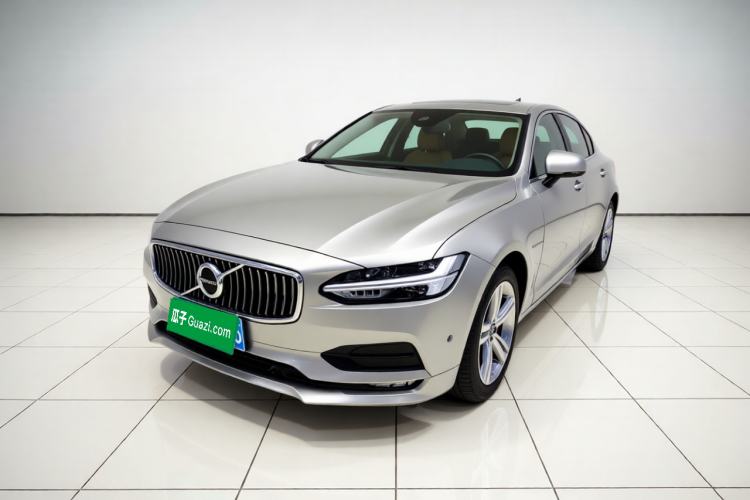 Used Volvo S90 2018 T4 Zhiyuan Edition Guazi used car, China used car export, Used car for sale, Used Volvo cars, Cheapest cars for sale