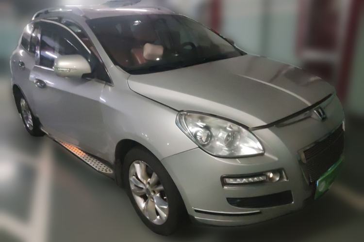 Used Luxgen Great 7 SUV 2011 2.2T Four-Wheel Drive ZhiZun Version
