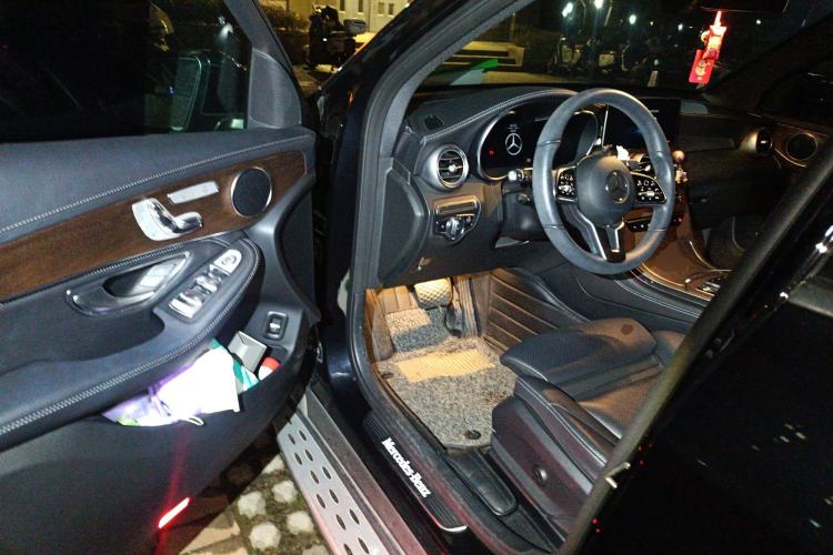 Used Mercedes-Benz GLC 2020 Facelift GLC 300 L 4MATIC Dynamic Edition
