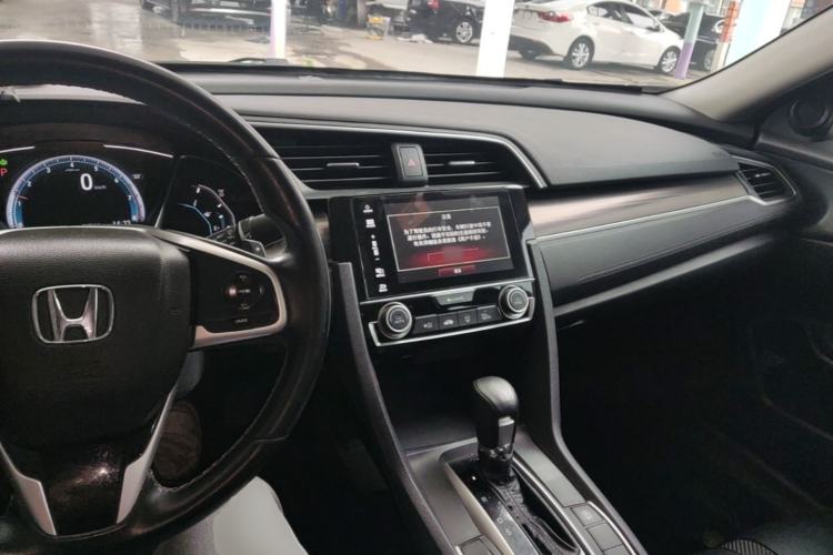 Used Honda Civic 2019 220TURBO CVT Power Edition China VI Emission Standard Center Console