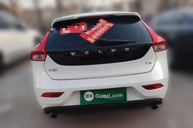 Used Volvo V40 2016 T3 Smart Luxury Edition