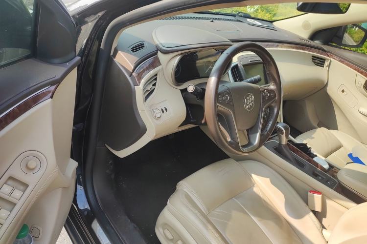 Used Buick LaCrosse 2013 2.4L SIDI Leading Comfort Version
