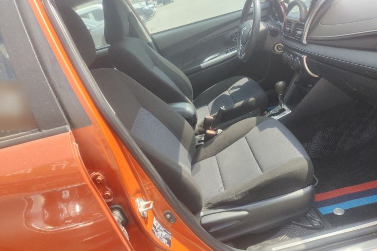 Used Toyota YARiS L Zhi Xuan 2015 1.5E Automatic Charm Edition Right Front Seat