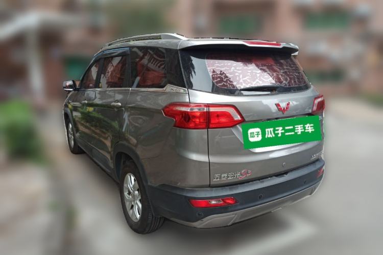 Used Wuling Hongguang S3 2018 1.5L Manual Luxury Model China V Standard