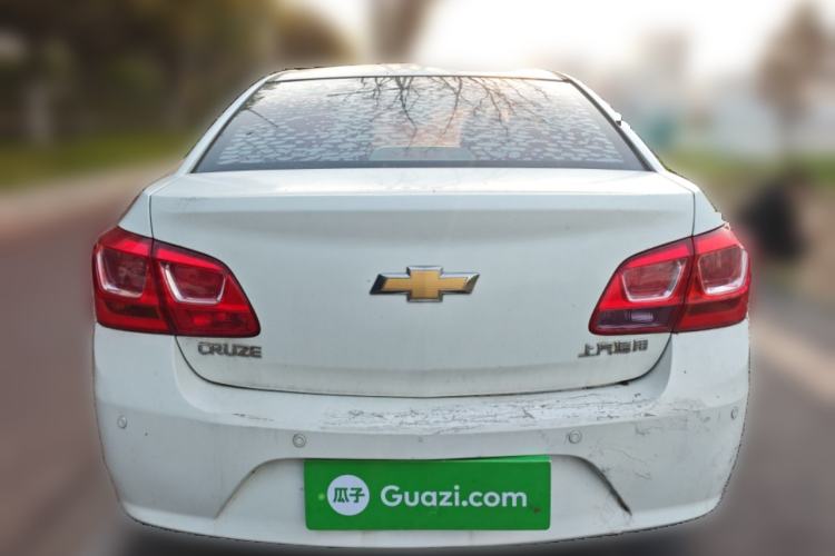 Used Chevrolet Cruze 2015 1.5L Classic SL MT Rear