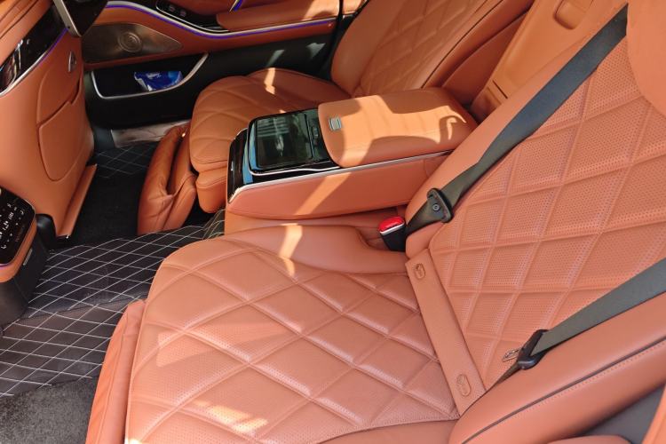 Used Mercedes-Benz Maybach S-Class 2023 S 480 4MATIC Left Rear Seat