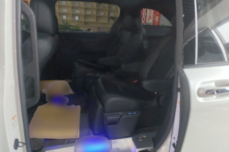 Used Toyota Sienna 2021 2.5L Hybrid Premium Edition