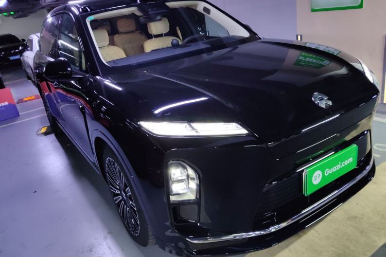 Used Nio ES8 2026 Model 6-seat Executive Luxury Edition Front Right 45 Deg