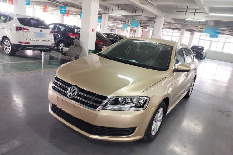 Used Volkswagen Lavida 2013 Revised Classic 1.6L Manual Fashion Edition