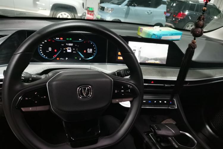 Used CHANGAN Eado 2022 PLUS Blue Whale NE 1.4T GDI DCT Prestige Edition Center Console