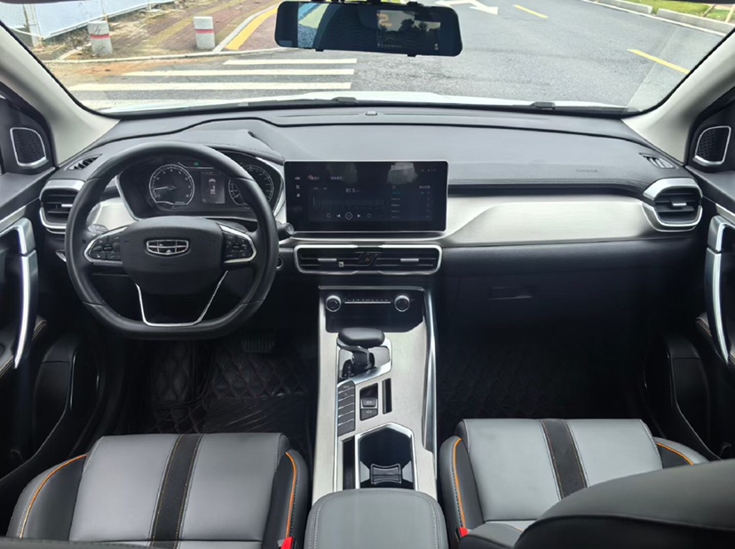 Geely Auto Coolray 2023 1.5T DCT Platinum Edition — снимка 8