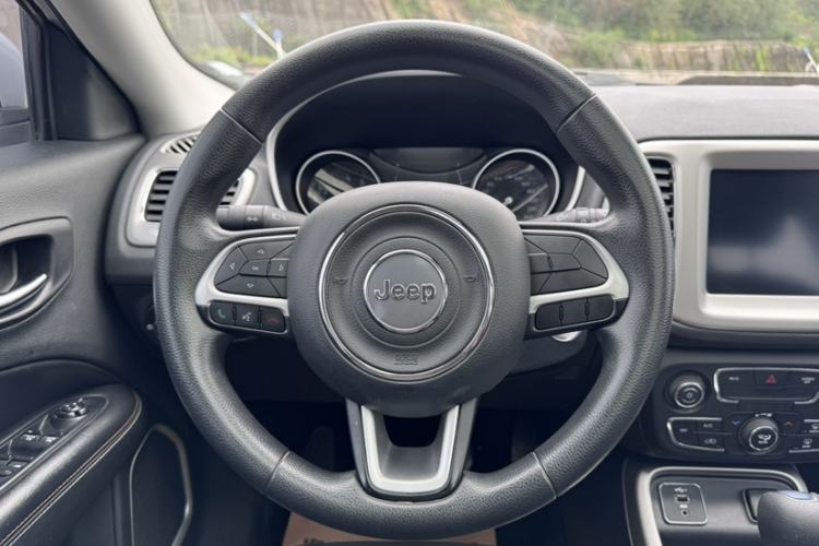 Used Jeep Compass 2020 220T Automatic Leading Edition