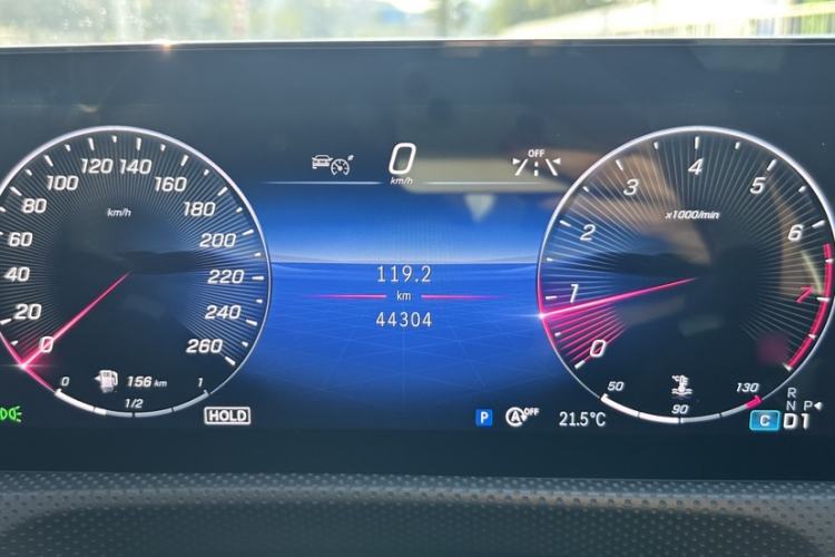 Used Mercedes-Benz A-Class 2022 Revised Version A 200 L Sport Sedan Fashionable Style Instrument Cluster