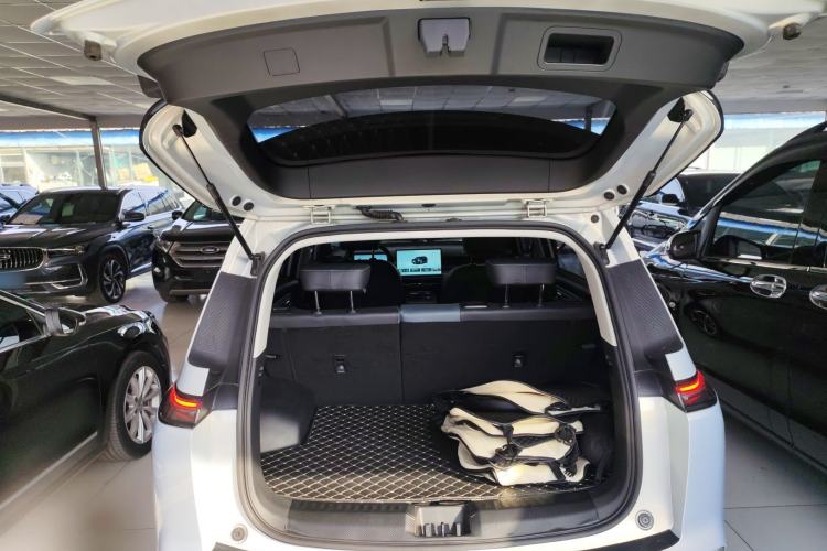 Used AION Y 2023 Younger Star Edition