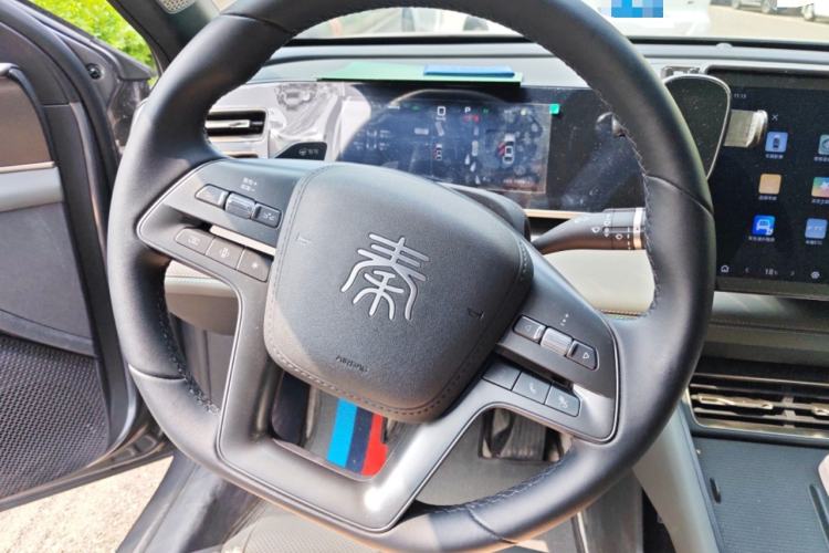 Used BYD Qin L 2025 DM-i Smart Drive 120KM Leading Model Steering Wheel