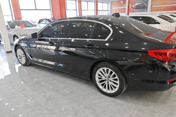 Used BMW 5 Series 2019 Facelifted 525Li Luxury Package