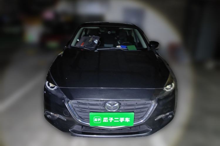 Used Mazda 3 Axela 2017 Sedan 1.5L Automatic Luxury Model China VI Standard