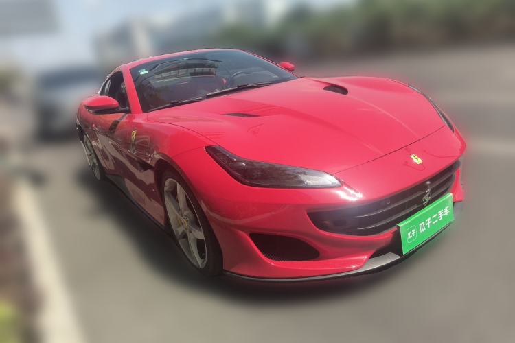 Used Ferrari Portofino 2018 3.9T Front Right 45 Deg