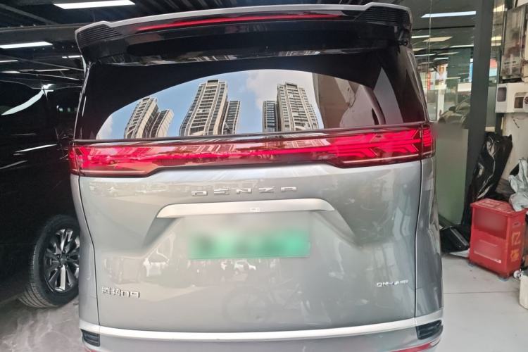 Used Denza D9 2022 DM-i 970 Four-Wheel Drive Flagship Model