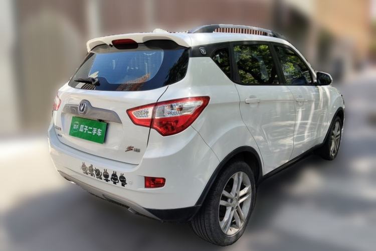 Used CHANGAN CS35 2014 1.6L Manual Luxury Model China IV Standard
