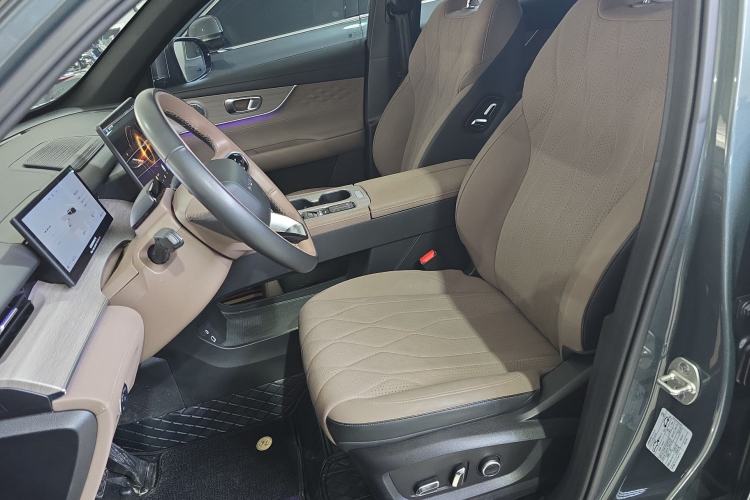 Used Chery Fengyun T8 2025 1.5T 130km Deluxe Version 5 Seats