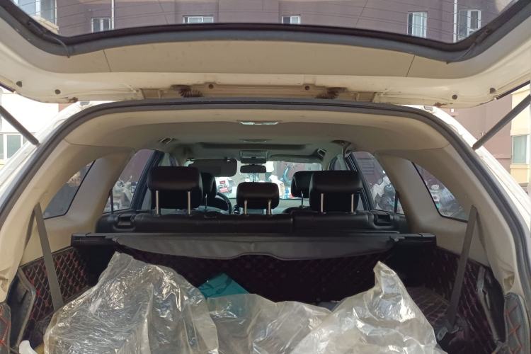 Used Chevrolet Captiva 2012 2.4L 4x4 Flagship Edition 7 Seats