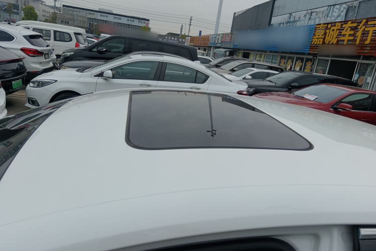 Used CHANGAN Eado 2021 PLUS Blue Whale NE 1.4T GDI DCT Prestige Model Roof