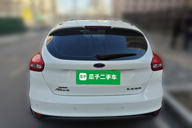 Used Ford Focus 2015 Hatchback 1.6L Automatic Fashion Edition