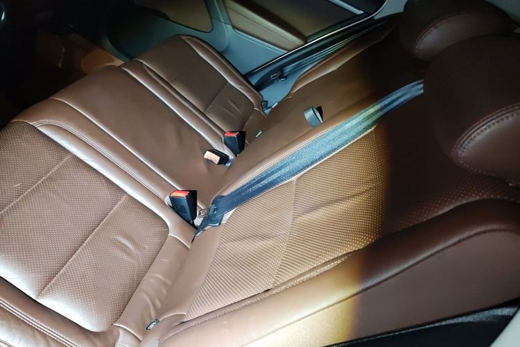 Used Volkswagen Tiguan 2013 1.8 TSI Automatic All-Wheel Drive Luxury Model Left Rear Seat