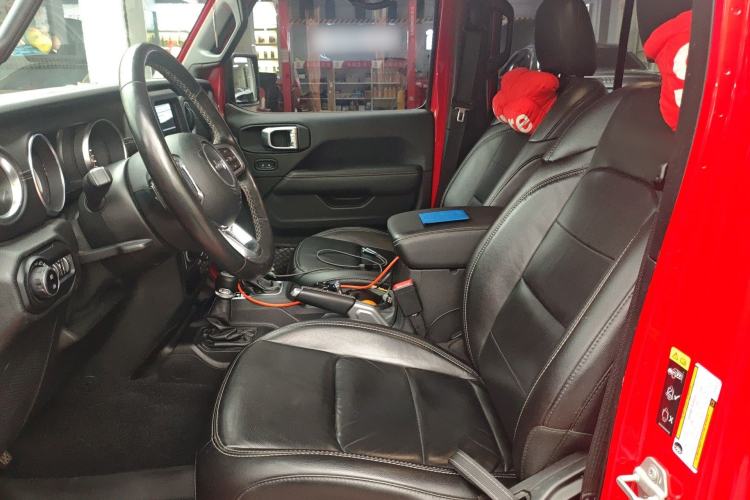 Used Jeep Wrangler 2019 2.0T Sahara 4-Door Version China V Standard