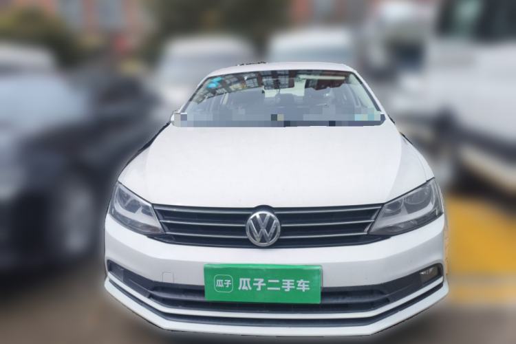 Used Volkswagen Sagitar 2015 1.6L Automatic Fashion Model Front