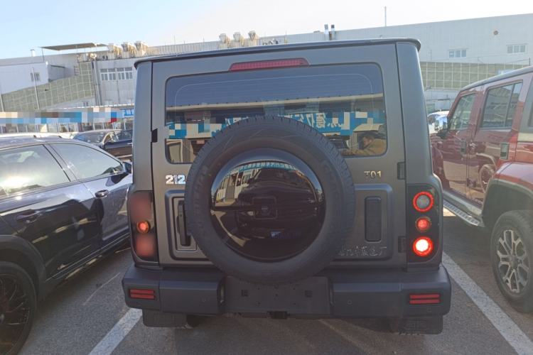 Used 212 T01 2024 2.0T Explorer