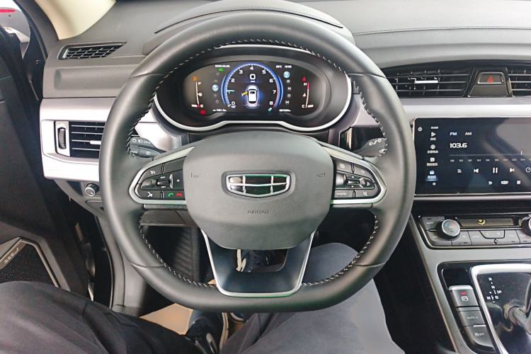 Used Geely Auto Emgrand X7 Sport 2021 Million Edition 1.8TD DCT Two-Wheel Drive Luxury Model Steering Wheel