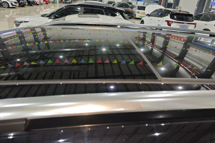 Used Volkswagen Tiguan L 2023 Restyled 330TSI Automatic Two-Wheel Drive R-Line Enhanced Comfort Version Roof