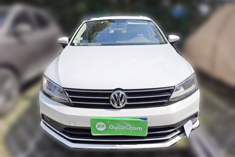 Used Volkswagen Sagitar 2017 230TSI Automatic Comfort Version