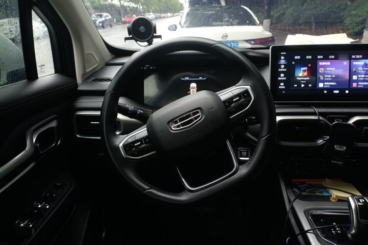Used Geely Auto Haoyue 2020 1.8TD DCT Flagship 7-Seater
