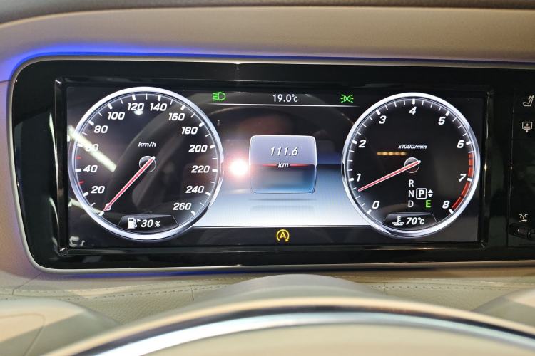 Used Mercedes-Benz S-Class 2014 S 320 L Business Model
