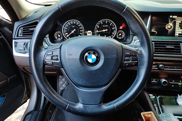 Used BMW 5 Series 2017 525Li Luxury Design Package
