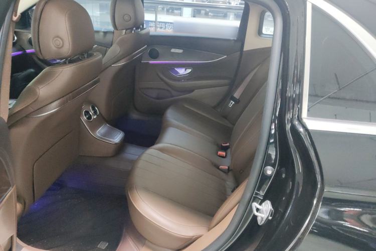 Used Mercedes-Benz E-Class 2022 Second Facelift E 300 L Fashion Edition
