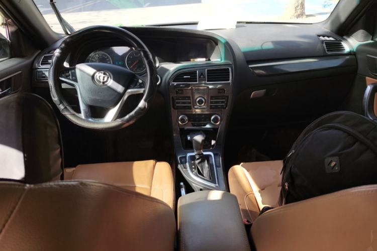 Used Brilliance V5 2014 1.5T Automatic Two-Wheel Drive Luxury Version