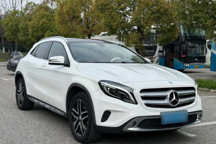 Used Mercedes-Benz GLA 2015 GLA 220 4MATIC Fashion Model
