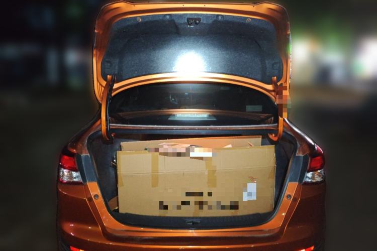 Used Nissan Lannia 2016 1.6L CVT Cool Edition Trunk