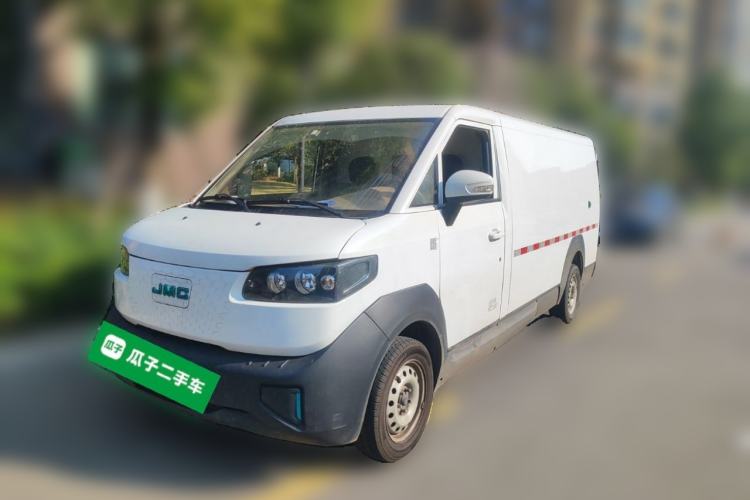 Used JMC E-Roadrunner 2023 E630 Van Base Model 41.86 kWh