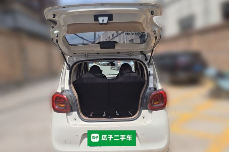 Used Wuling Hongguang MINIEV 2025 Four-Door Version Advanced Edition Trunk