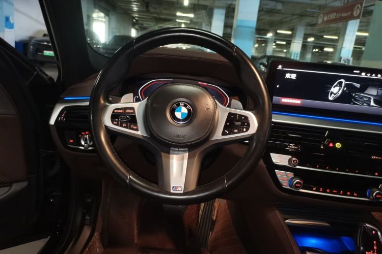 Used BMW 5 Series 2022 Restyled 530Li Leading Edition M Sport Package
