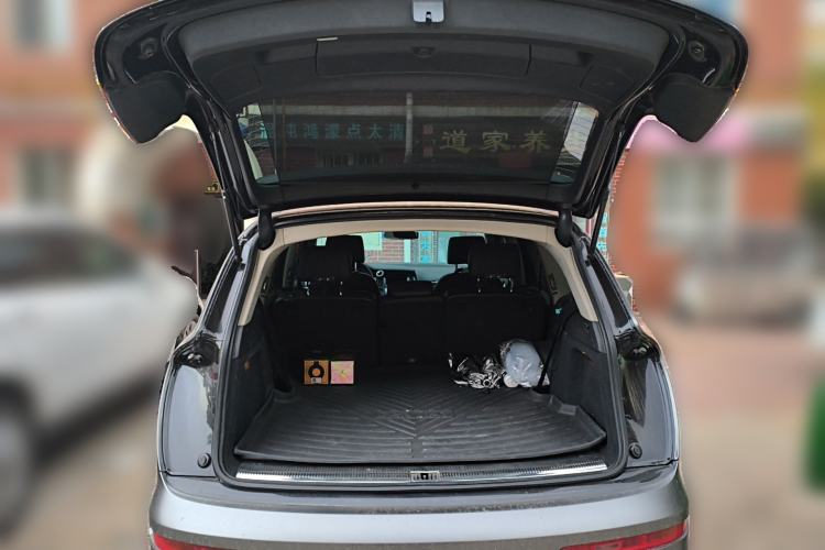 Used Audi Q7 2013 35 TFSI Technology Edition Trunk